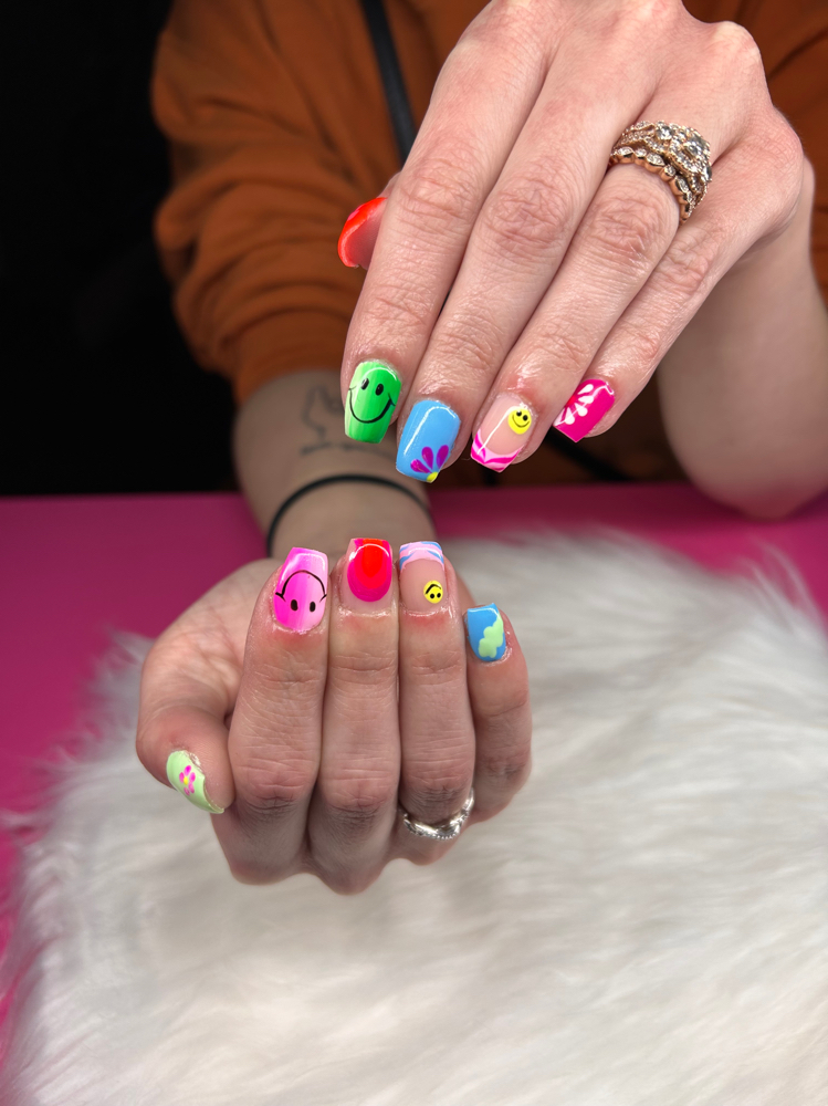 Gel Polish at Dazzle Me Darlin Looks in North Canton, OH