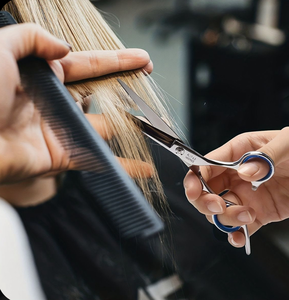 Women’s Cut