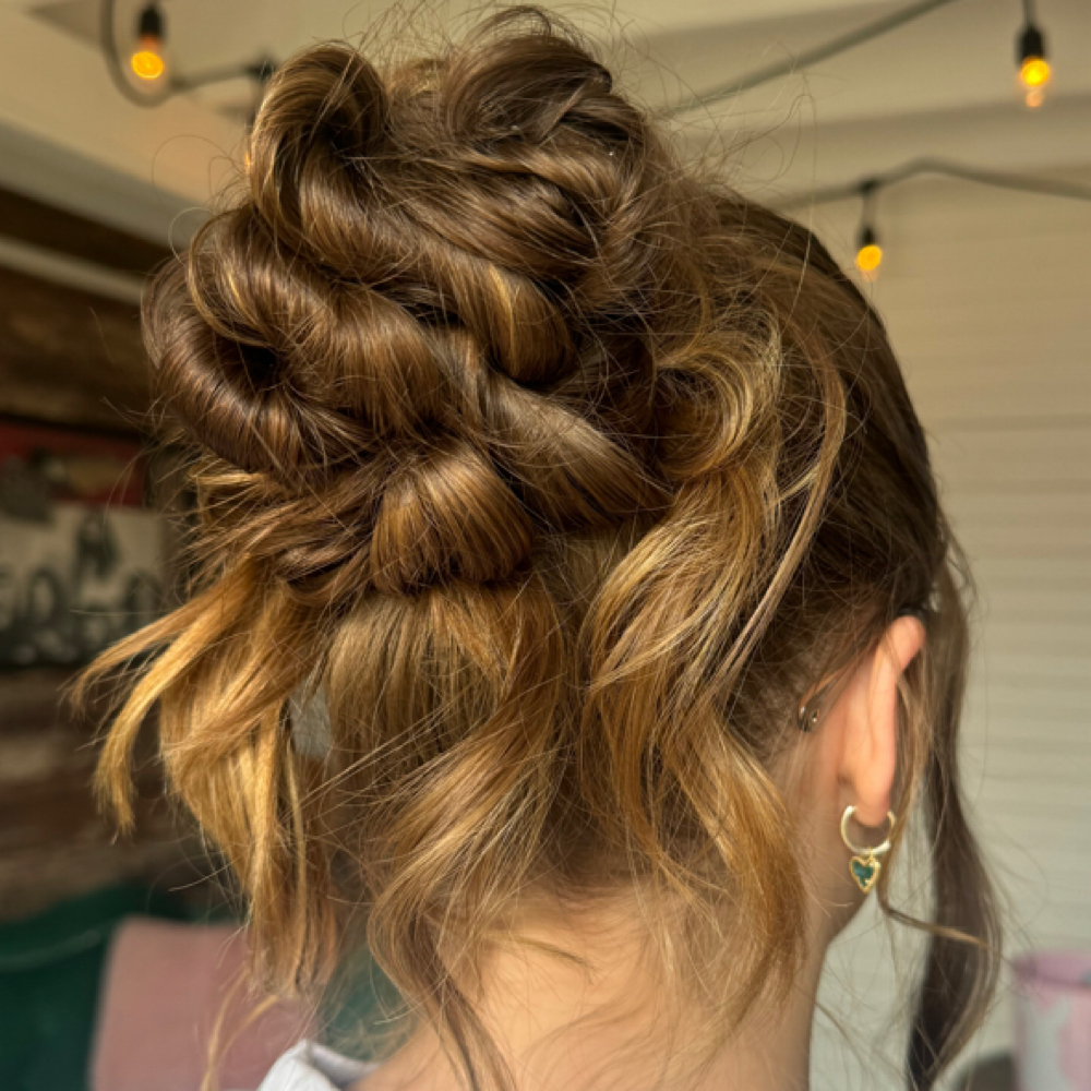 Bridal trial at Poppy & Aster Salon & Boutique in Lebanon, OH