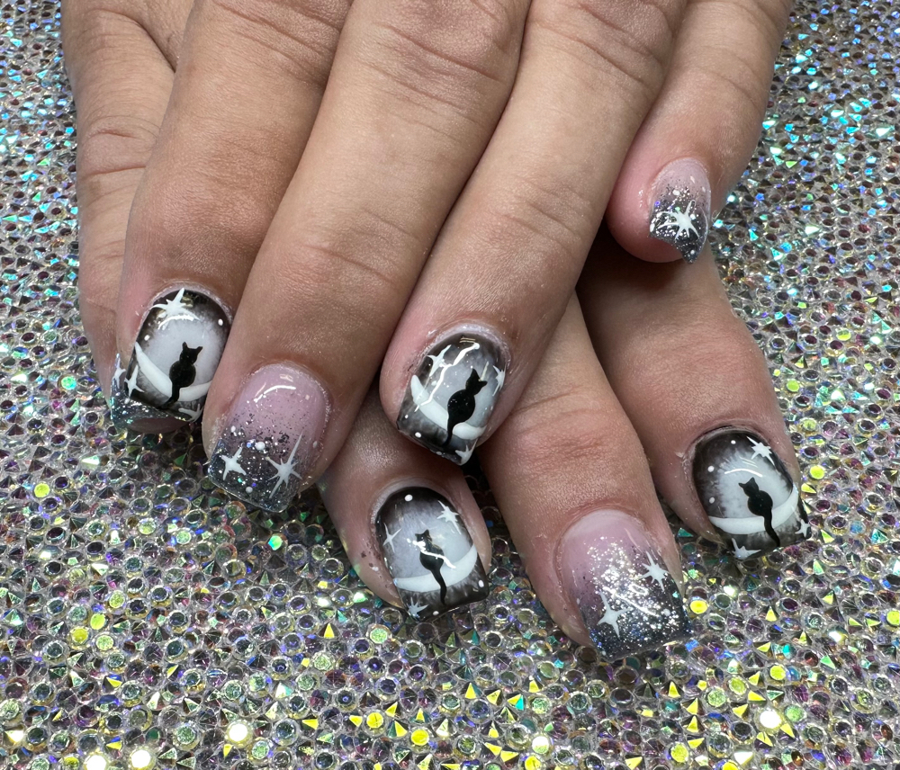 Detailed Nail Art
