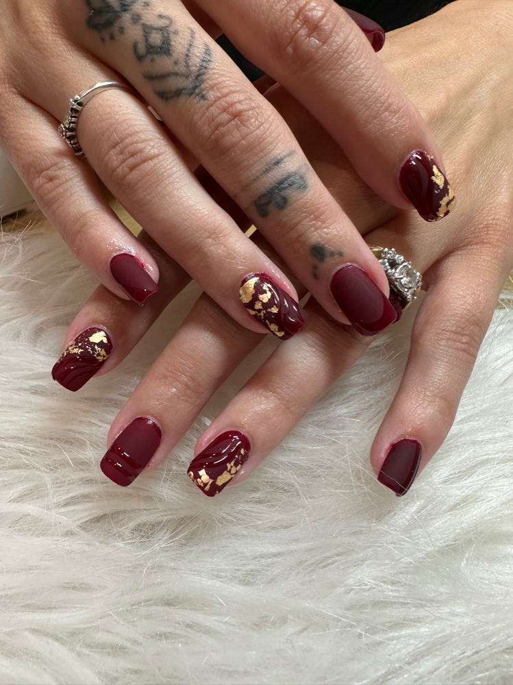 Shellac Mani at Glam Nails By Merian in Omaha, NE