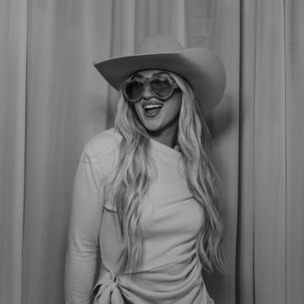 Root Re-touch at Beauty by Barbour in Parkville, MO