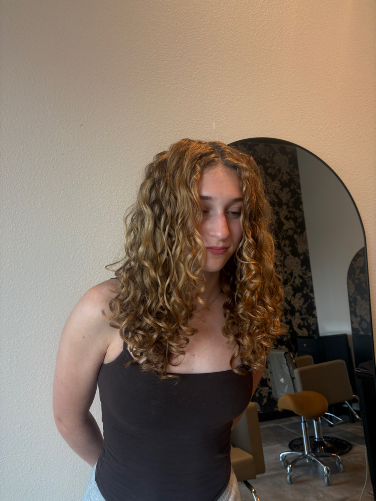 Signature Curly Hair Cut