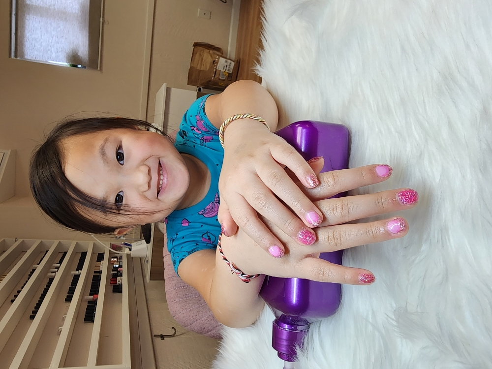 Kid's Manicure