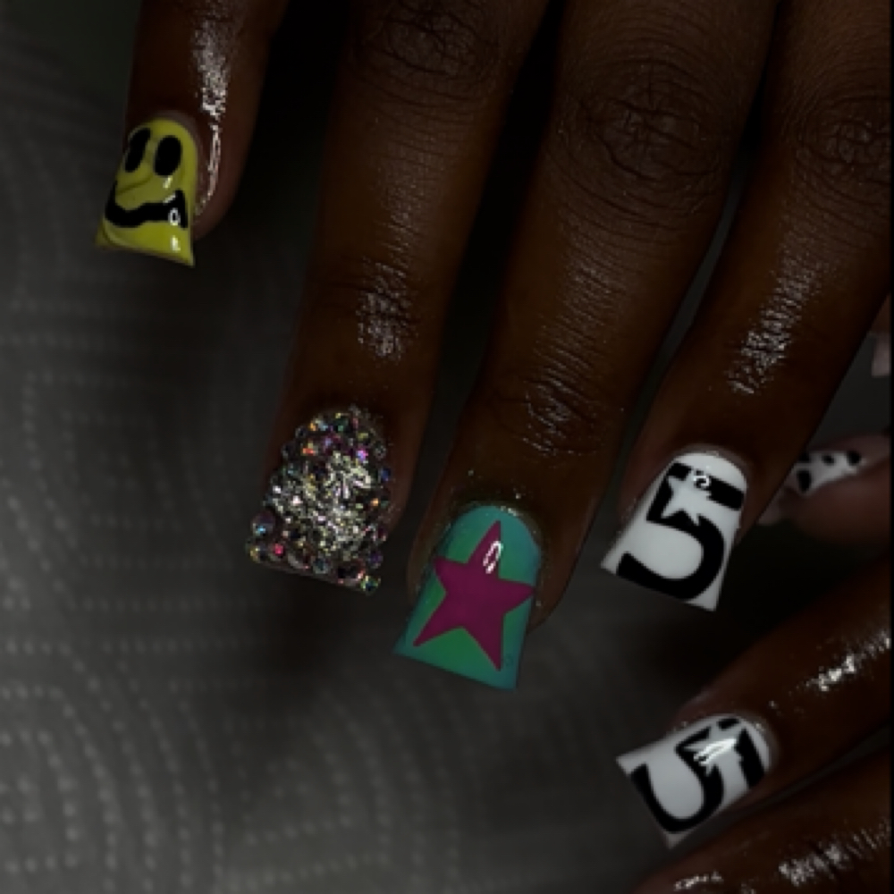 short design set at hayleighs.nails in saint paul, MN