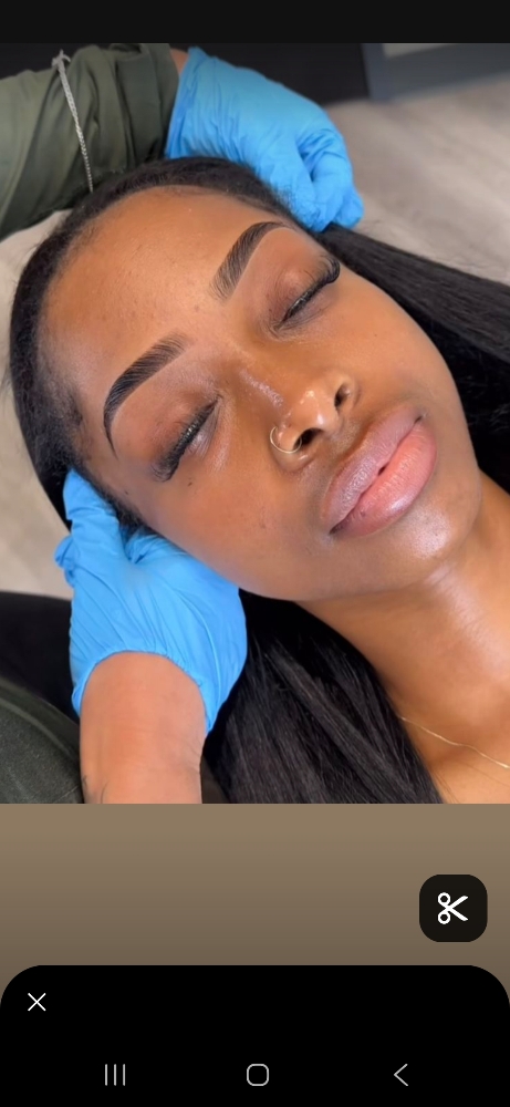 Brow Lamination With Tint