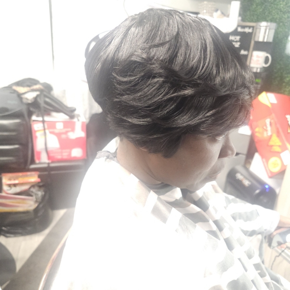 Short Hair Extensions at Hot Hedz By Lisa in Bakersfield, CA