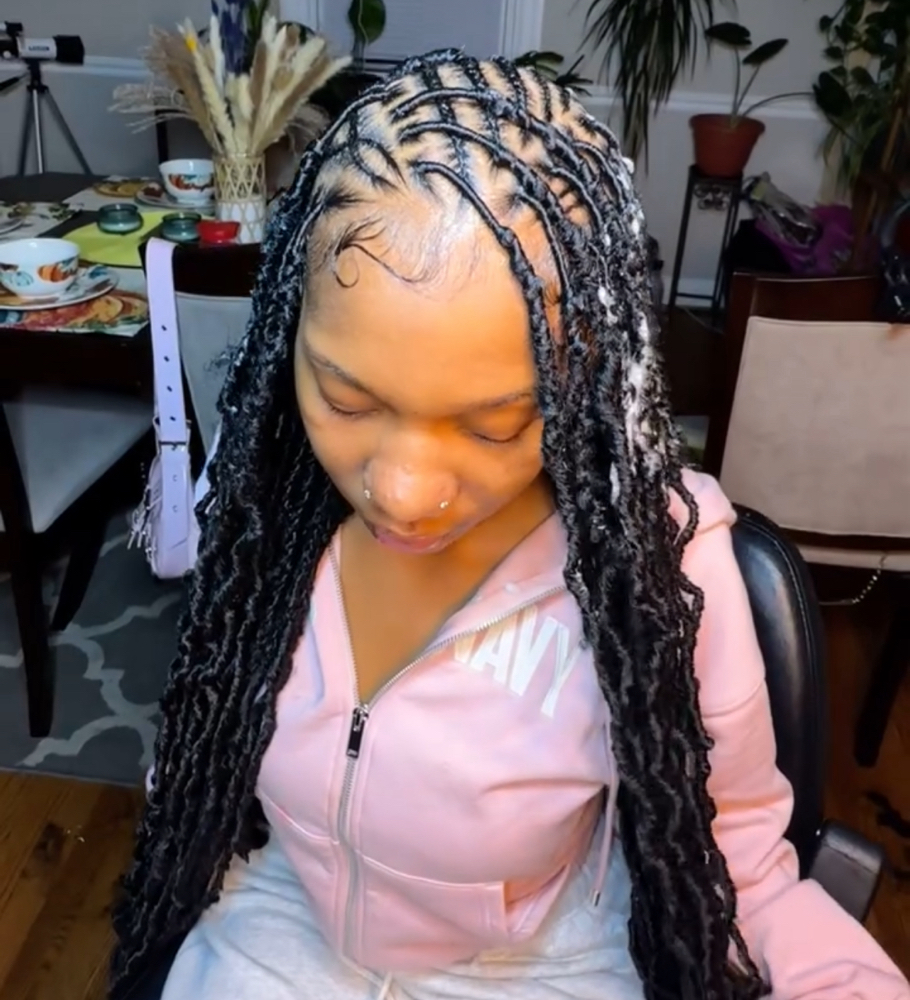 Tribal Soft Locs🌹