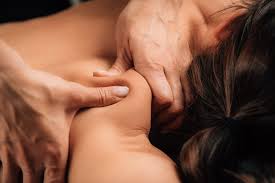 30 Minute Deep Healing Massage