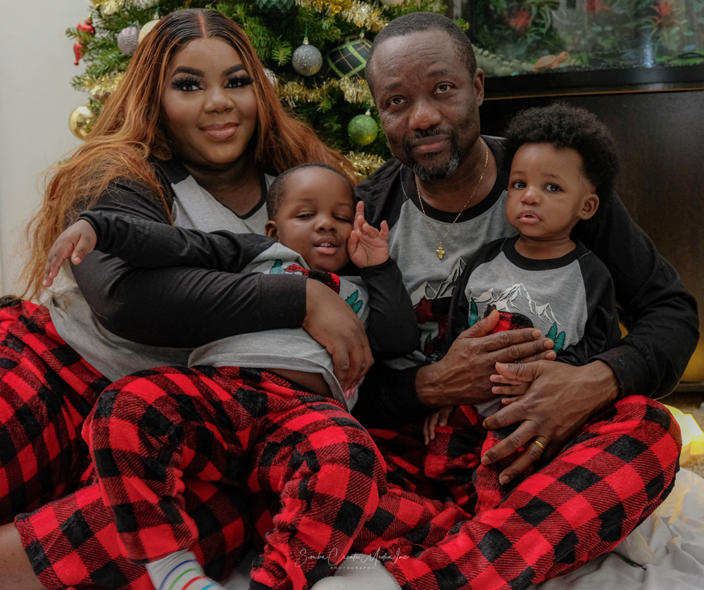 Family Portrait Photoshoot at Globerry Signature in Raleigh, NC