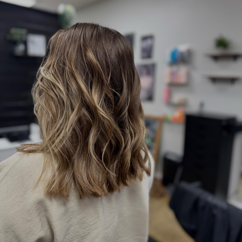 Mini Highlight at Kaitlyn Does Hair in Van Alstyne, TX