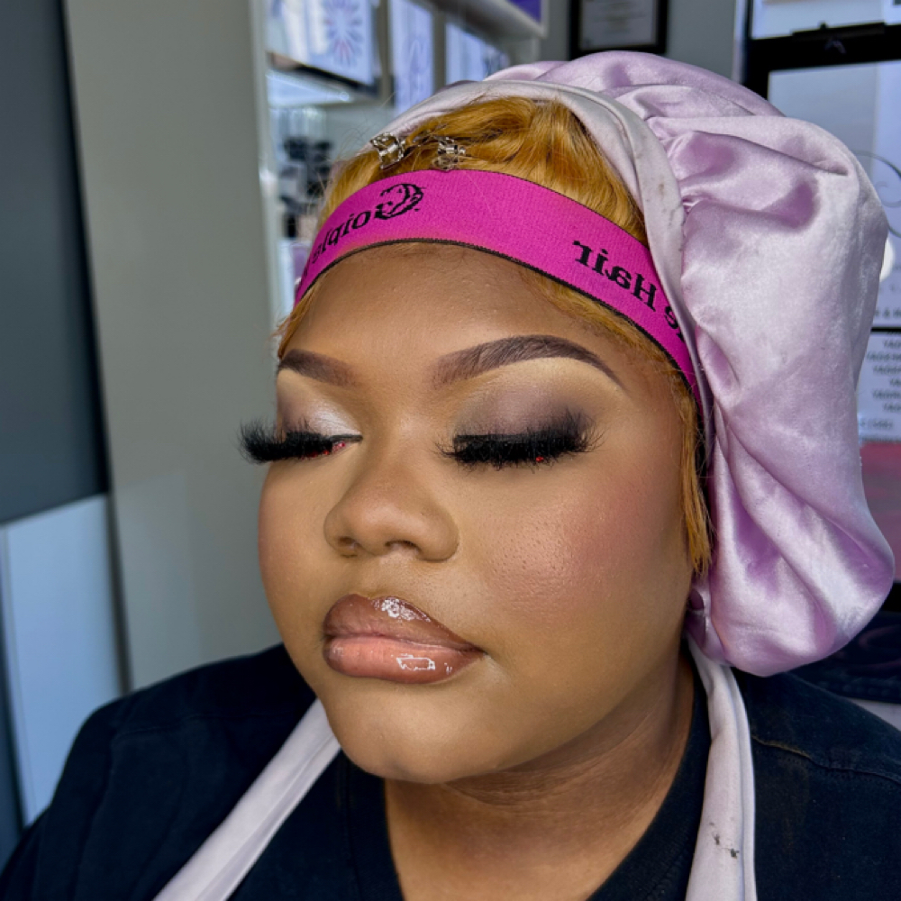 Full Glam (Strip Lashes)