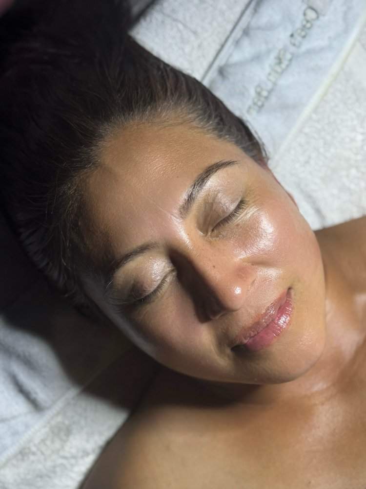 Anti Aging Package at Cee’s Skin Bar, LLC in Everett, WA