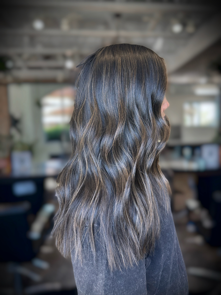 Quiet Appointment at Luna & Luxe Salon in San Jose, CA