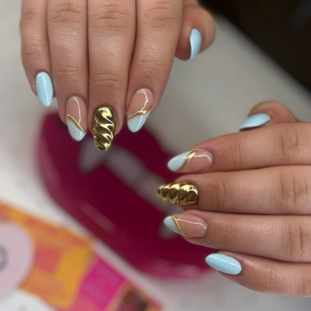 Brittany- Tiered Nail Services