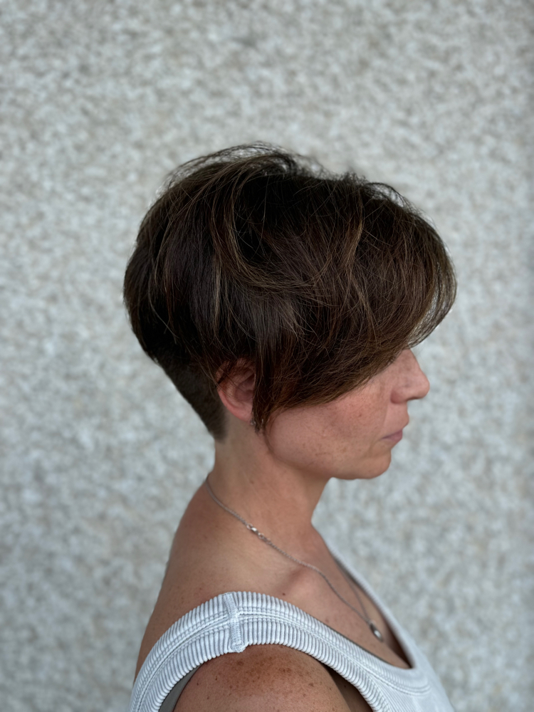 Womens Haircut/Style
