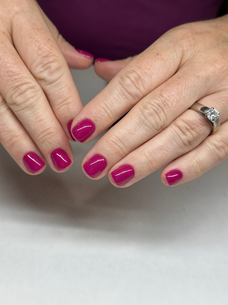 Solid Structured Gel Manicure