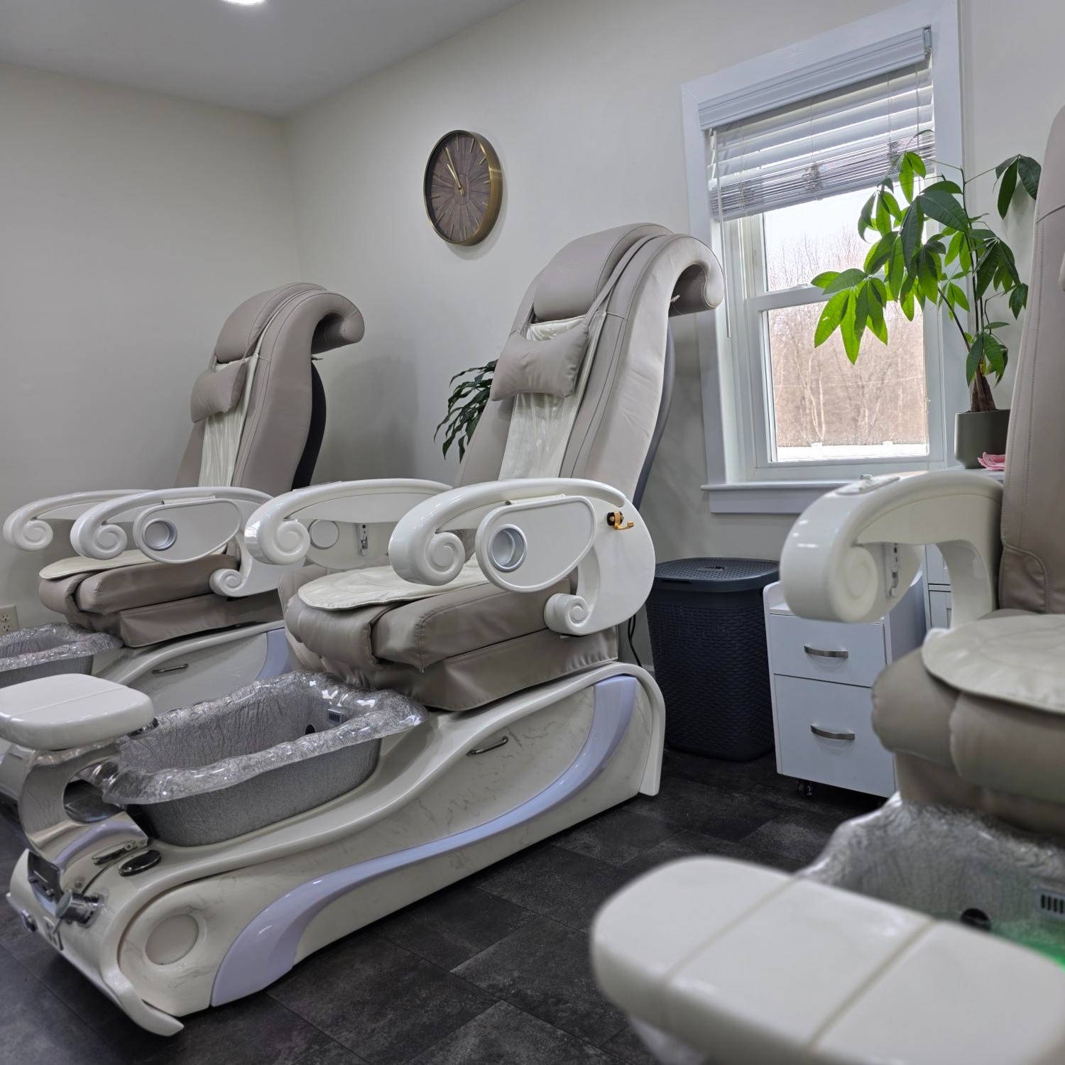 Regular Pedicure at Manicuring Dreams by Jeannie LLC in New Oxford, PA