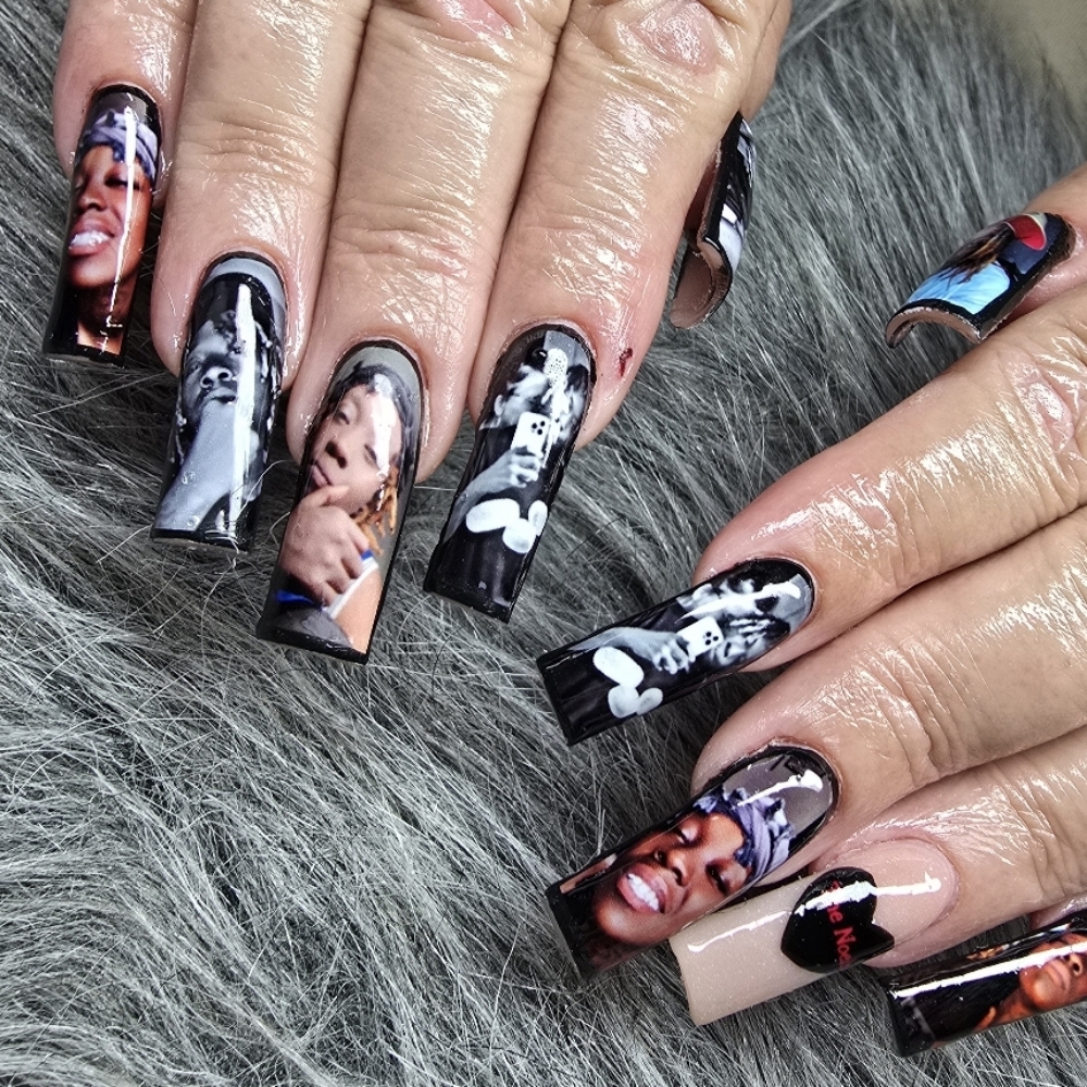 Pictures (14 Day+ Ahead Booking)