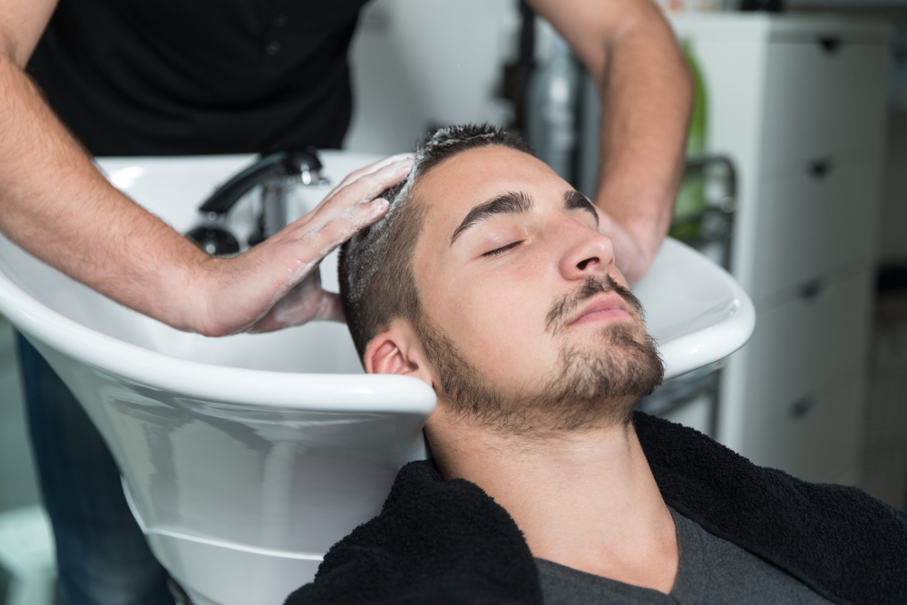 Mens Shampoo & Cut