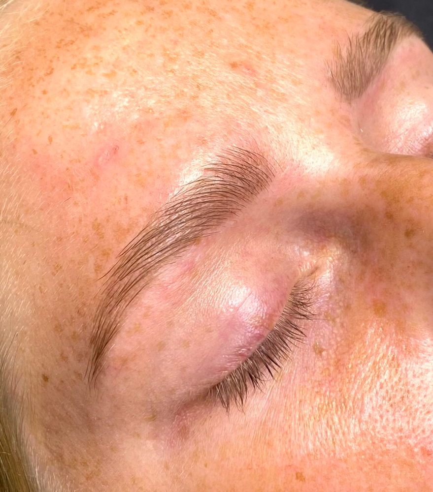 brow wax/shaping