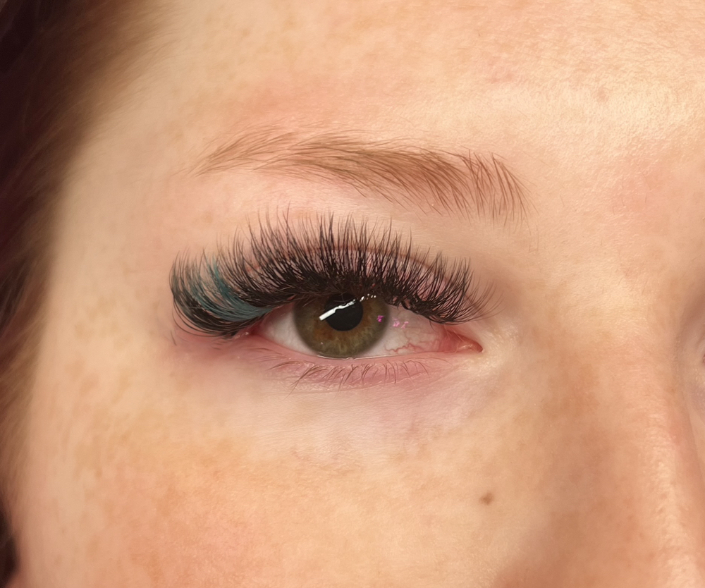 Add Color Lashes