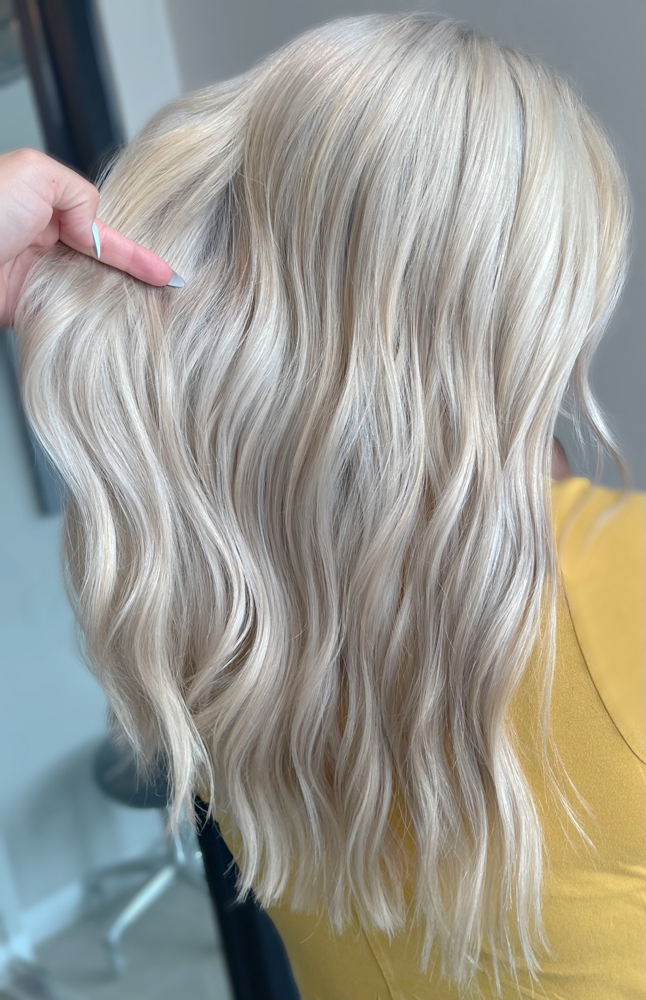 4-6 Weeks BLONDE ROOT TOUCH UP