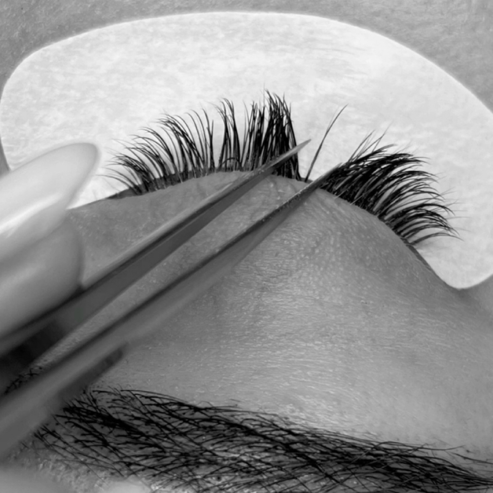 Angel Set at L A S H | R X in Westport, MA