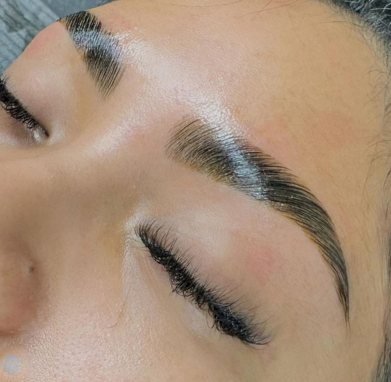 BROW LAMINATION & TINT