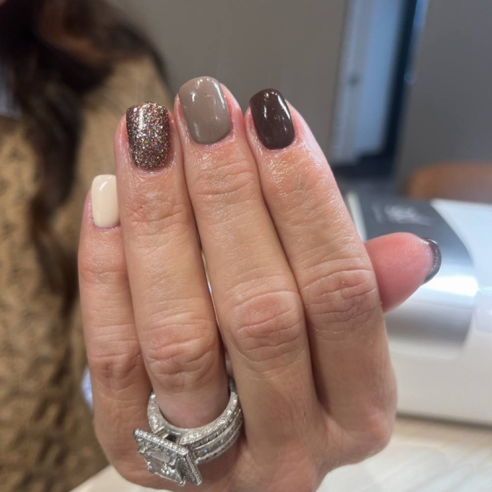 Gel Polish Waterless Manicure at The Mani Pedi Parlor in Linden, MI