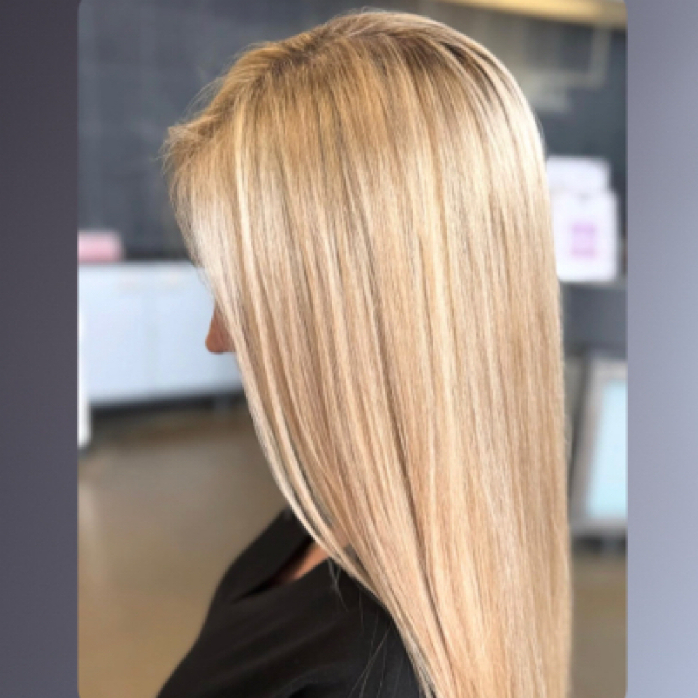Mini Foil at Styled By Mollie in Columbus, IN