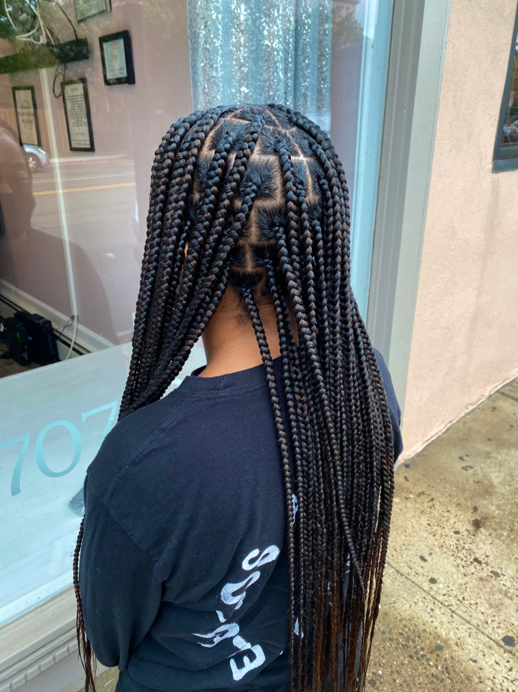 Medium Knotless