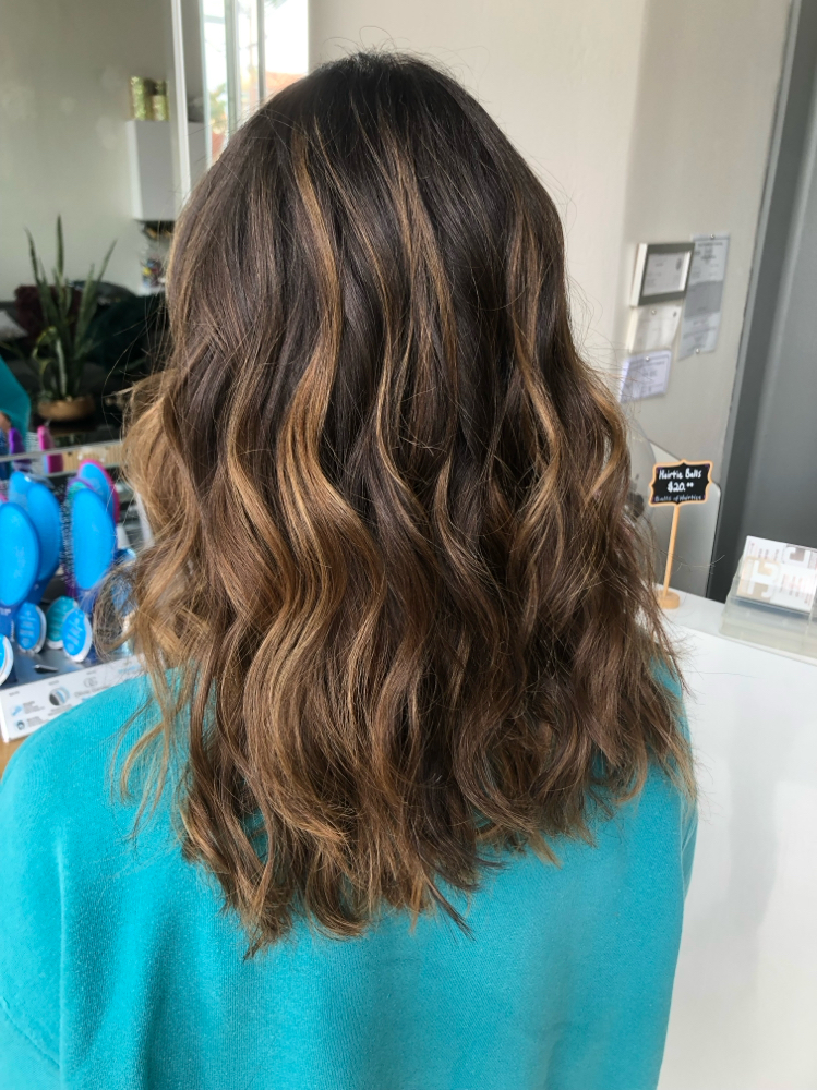 Studio Stylist: Women’s Haircut