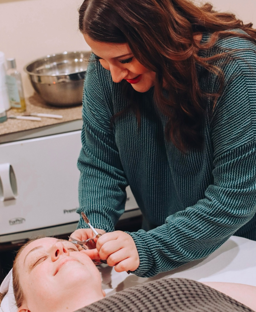 Eyebrow Shaping 15 & Under