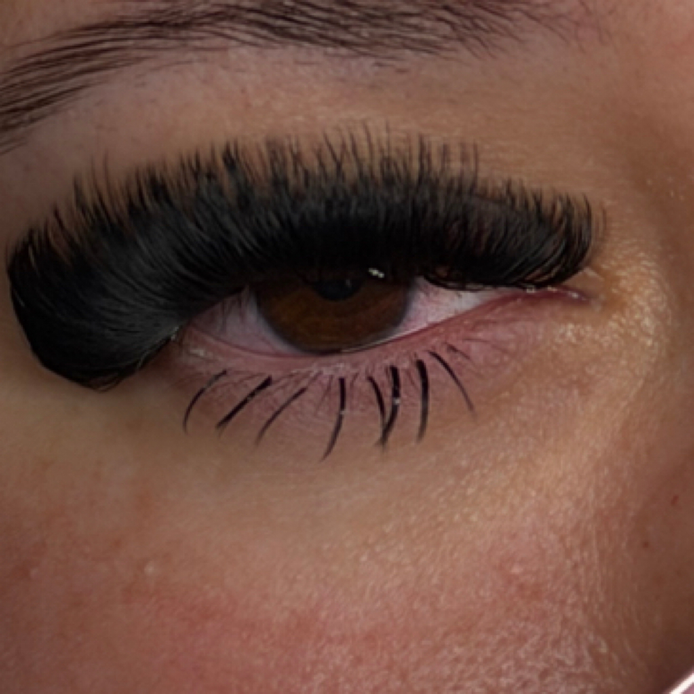 Botrom Lashes at Frida Gomez in Pharr, TX