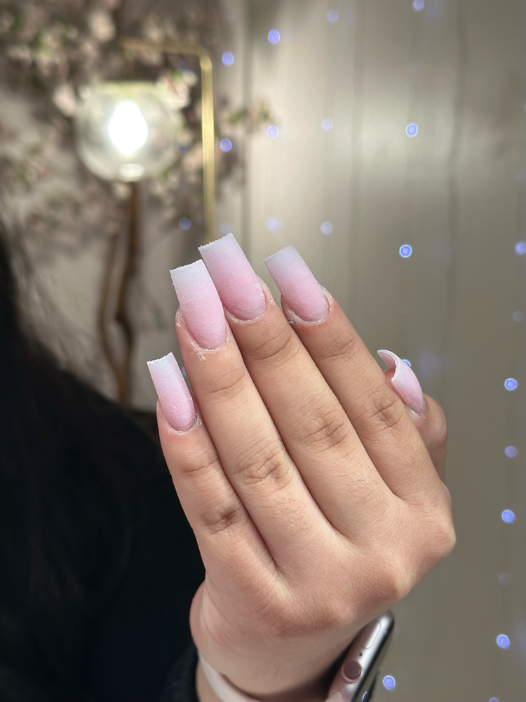 Acrylic Nail Fill