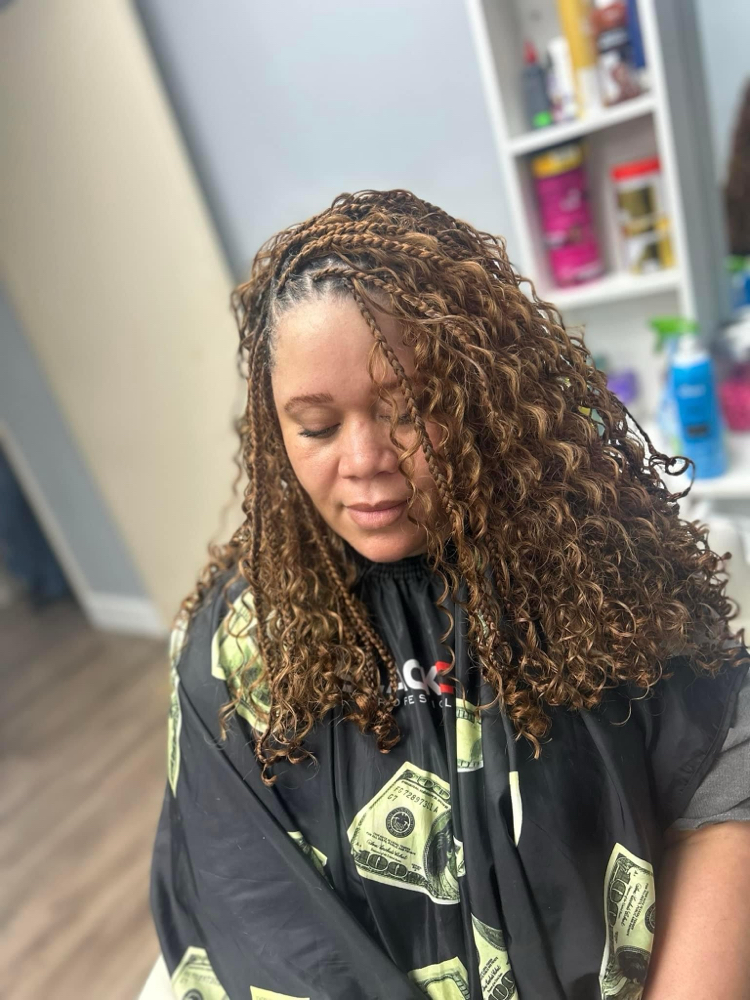 Small Goddess Knottless (short)