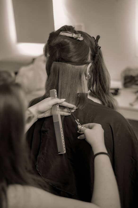 Lady’s Cut & Style