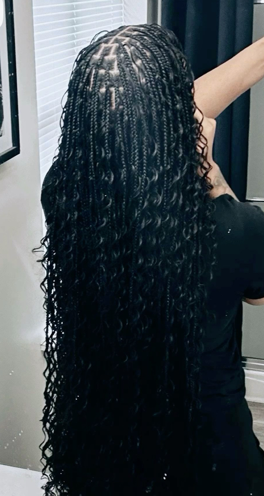 Small Knotless Boho-braids