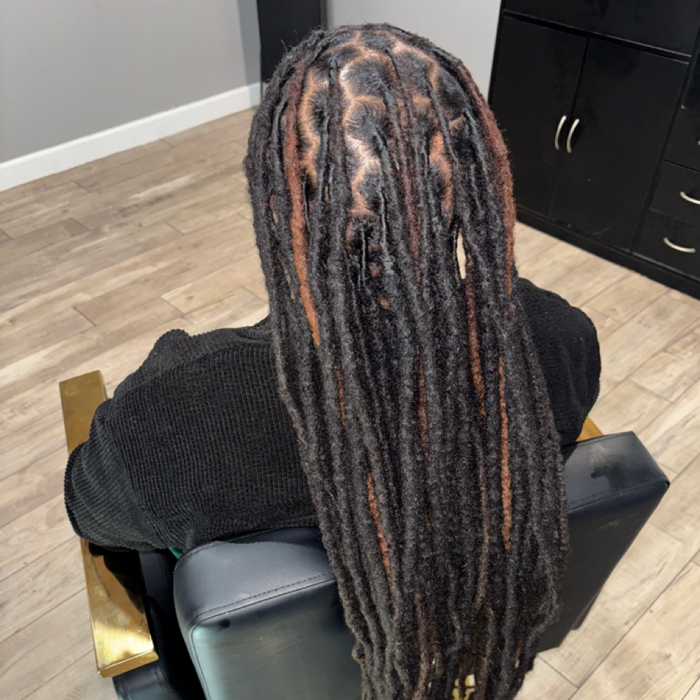 Retwist Only – Long at Hairbyanneciaatl in Mableton, GA