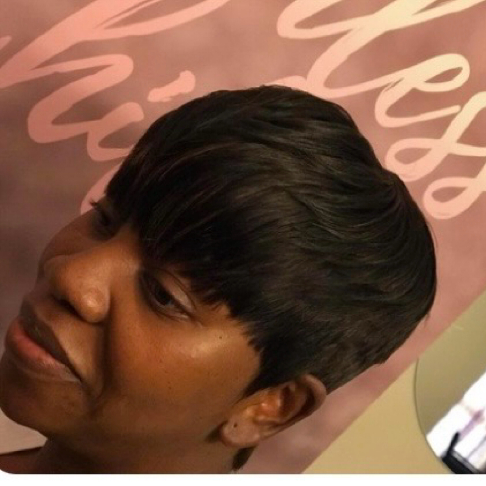 $100 Day (When Offered) at “TheeWeaveSpecialist” in Hollywood, SC