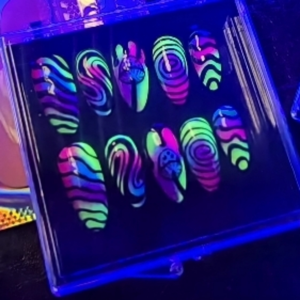 Press-on Nails at Never2Pink in Tulsa, OK