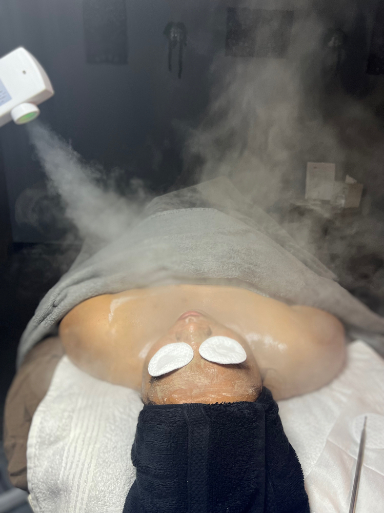 Vitamin C Brightening Facial