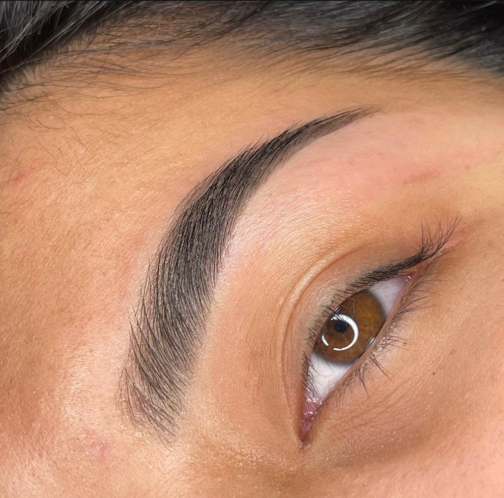 𝐵𝓇𝑜𝓌 𝑅𝑒𝓈𝓉𝓎𝓁𝑒