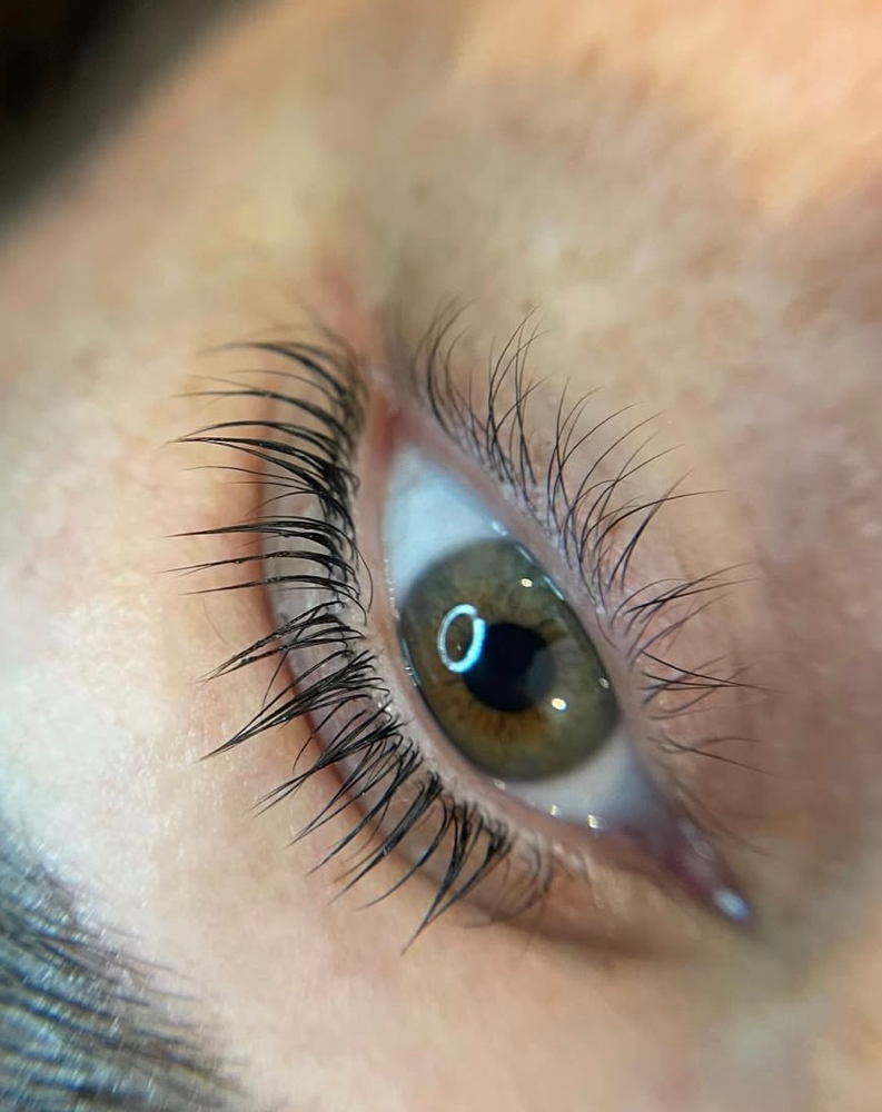 Lash Lift And Tint