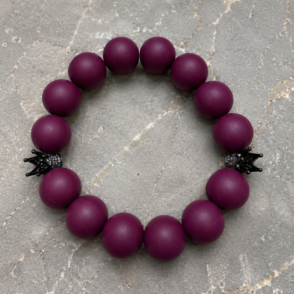 Burgundy Reign at ChellyGlam