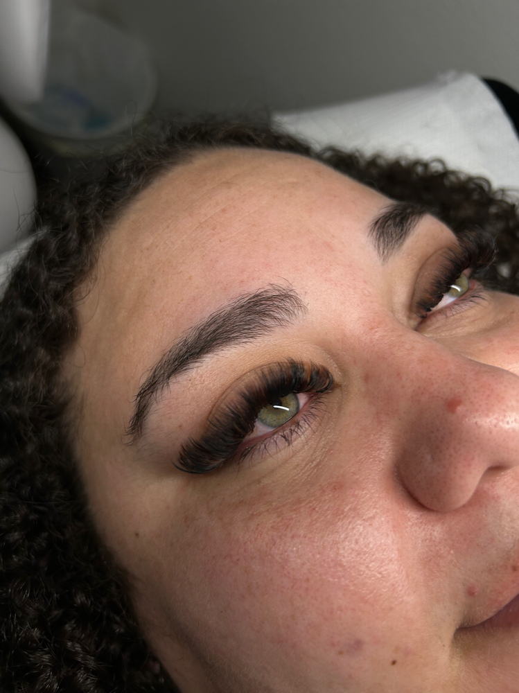 Volume Lash Extensions
