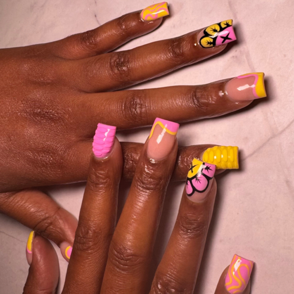 Shortie Freestyle Full Set at Nails By G in Pittsburgh, PA