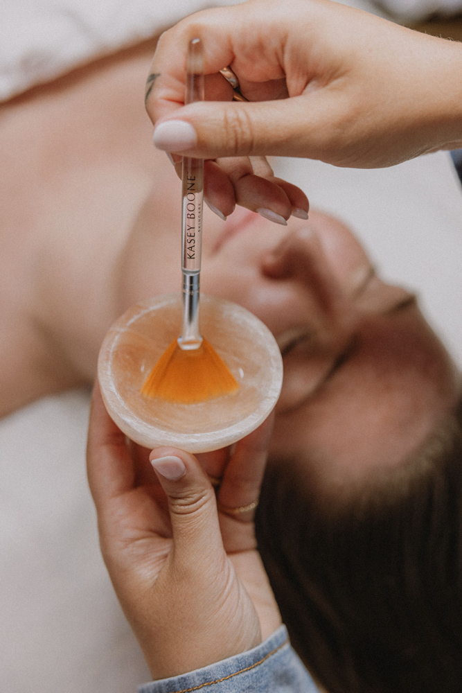 Glow Signature Facial
