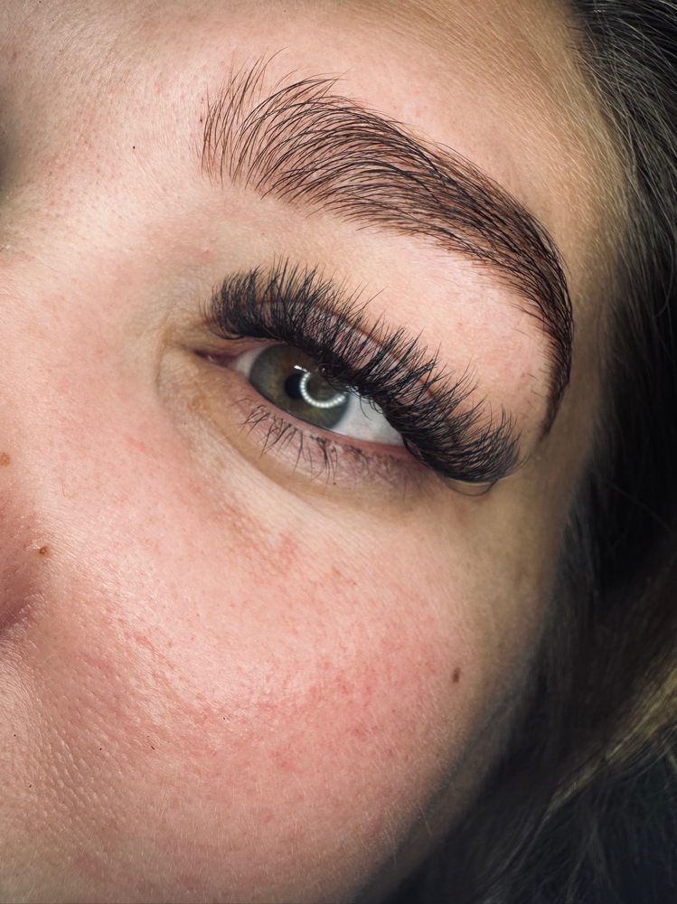 Volume Full Set Lash Extensions